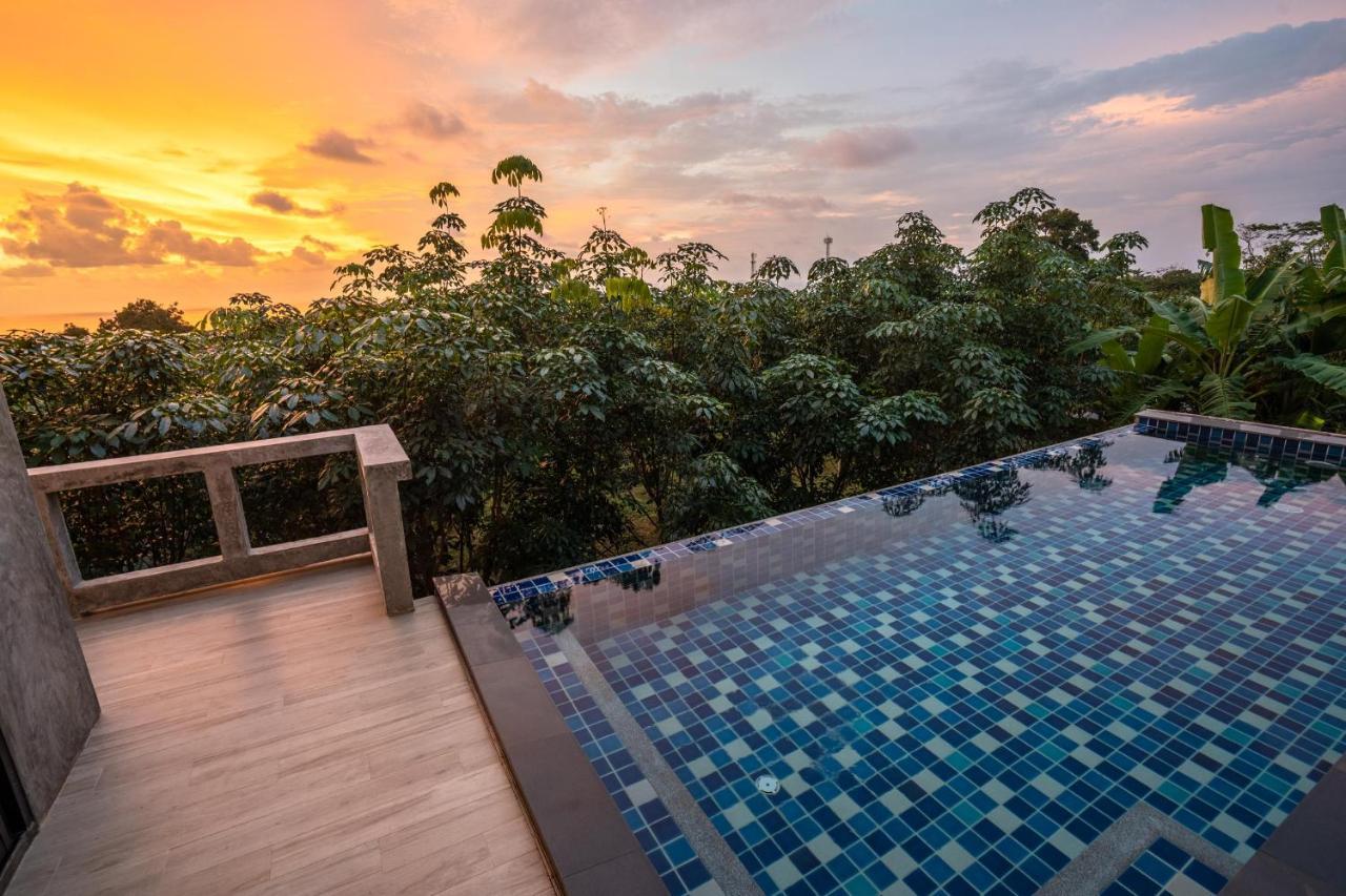 Stylish Pool Villa - 10 Mins Walk To The Beach Ko Lanta المظهر الخارجي الصورة